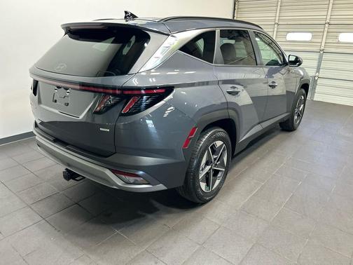 Ecotronic Gray 2026 Hyundai TUCSON SEL Premium