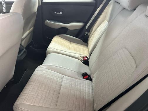 Nordic Forest Pearl 2026 Honda HR-V LX