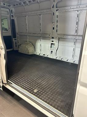 Bright White Clearcoat 2023 RAM ProMaster 2500 High Roof