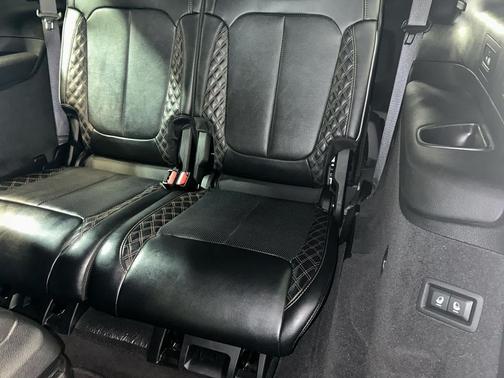 Diamond Black Crystal Pearlcoat 2021 Jeep Grand Cherokee L Summit