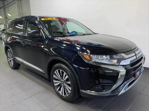 2019 Mitsubishi Outlander ES