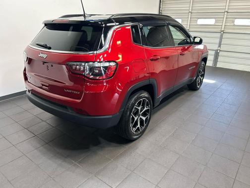 Red Hot Pearlcoat 2025 Jeep Compass Limited