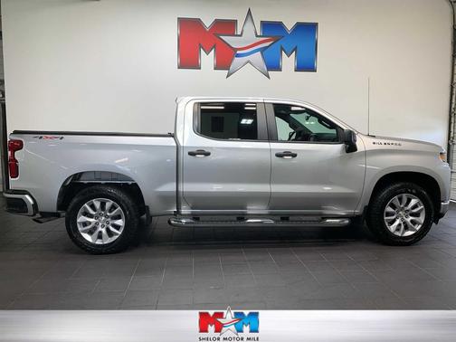 2021 Chevrolet Silverado 1500 Custom