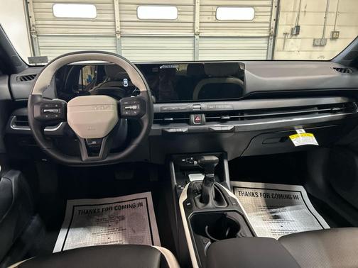 Aurora Black Pearl 2026 Kia K4 GT-Line