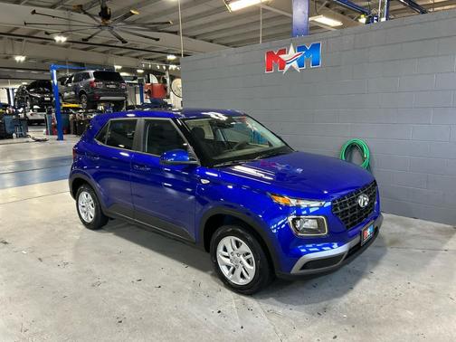 2026 Hyundai VENUE SE