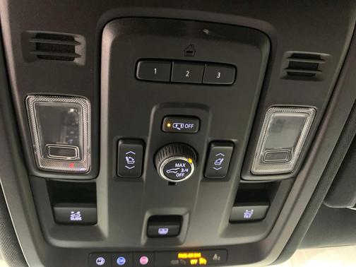 2021 Chevrolet Tahoe 4WD High Country