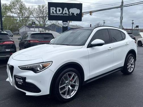 2018 Alfa Romeo Stelvio Ti Sport