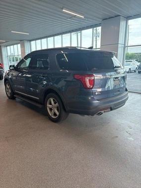 Blue Metallic 2018 Ford Explorer XLT