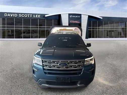 Blue Metallic 2018 Ford Explorer XLT