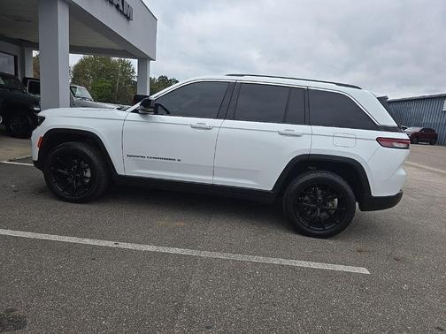 2022 Jeep Grand Cherokee Limited