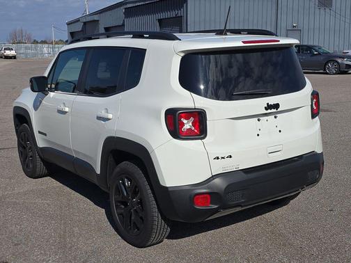 2022 Jeep Renegade Altitude