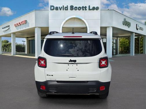 2022 Jeep Renegade Altitude