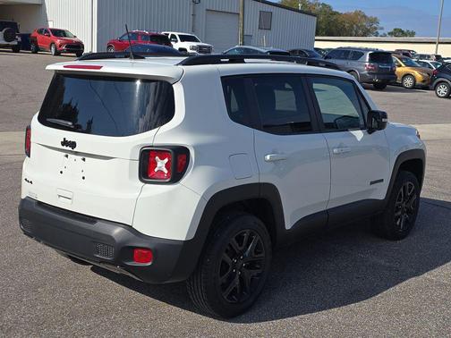 2022 Jeep Renegade Altitude