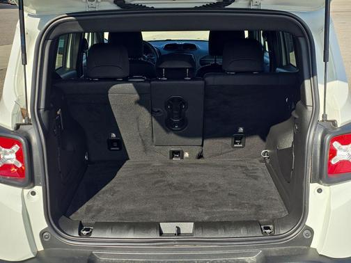 2022 Jeep Renegade Altitude