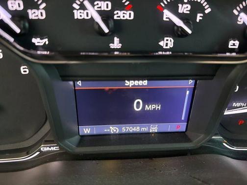 White 2019 GMC Sierra 1500 SLT