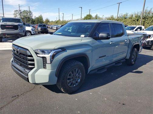 2025 Toyota Tundra SR5