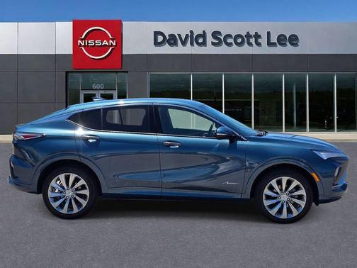 Ocean Blue Metallic 2024 Buick Envista Avenir FWD