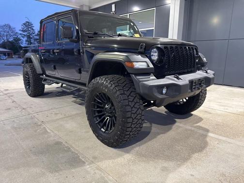 2020 Jeep Gladiator Sport S