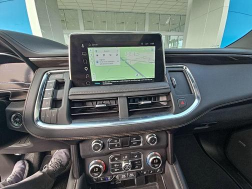 2023 GMC Yukon XL 4WD AT4