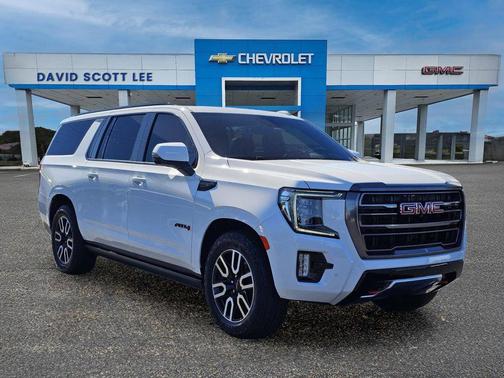 2023 GMC Yukon XL 4WD AT4