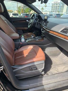 Black 2020 Audi Q5 45 Premium