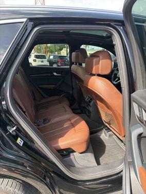 Black 2020 Audi Q5 45 Premium