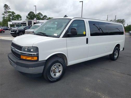 2019 Chevrolet Express 3500 LT