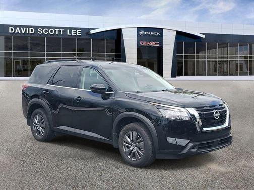 Super Black 2025 Nissan Pathfinder SV FWD