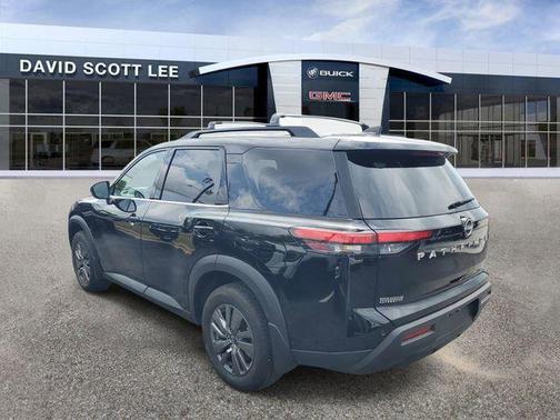 Super Black 2025 Nissan Pathfinder SV FWD