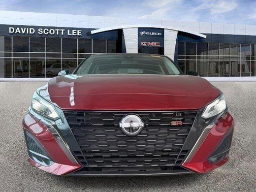 2023 Nissan Altima SR Intelligent AWD