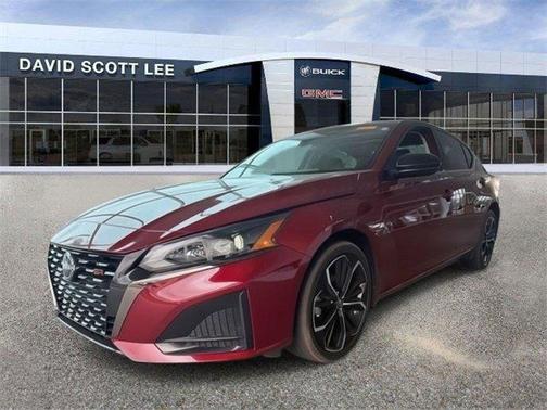 2023 Nissan Altima SR Intelligent AWD