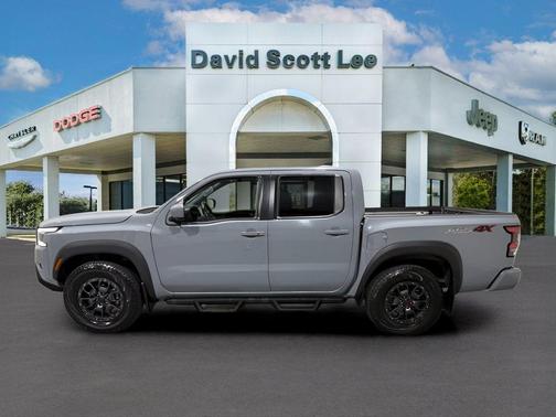 2024 Nissan Frontier PRO-4X