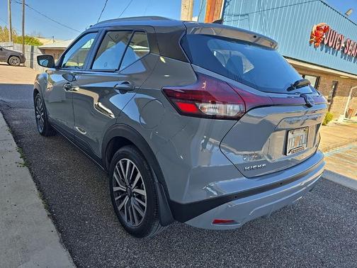 2024 Nissan Kicks SV