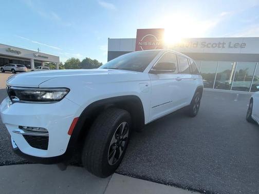 Bright White Clearcoat 2022 Jeep Grand Cherokee 4xe Base