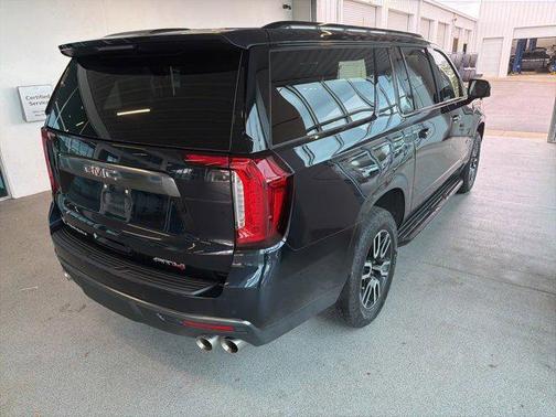 2023 GMC Yukon XL 4WD AT4