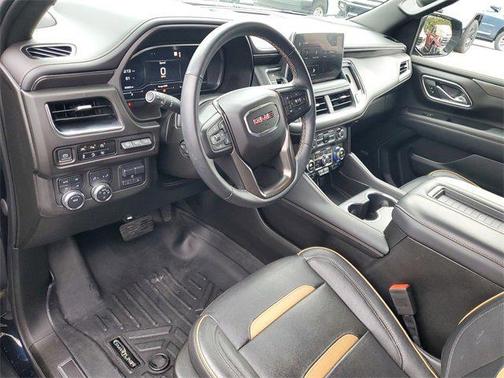 2023 GMC Yukon XL 4WD AT4