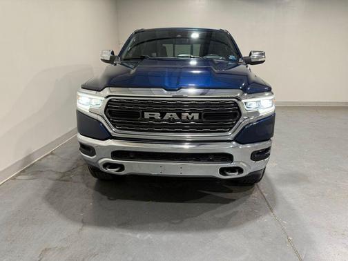 Patriot Blue Pearlcoat 2021 RAM 1500 Limited