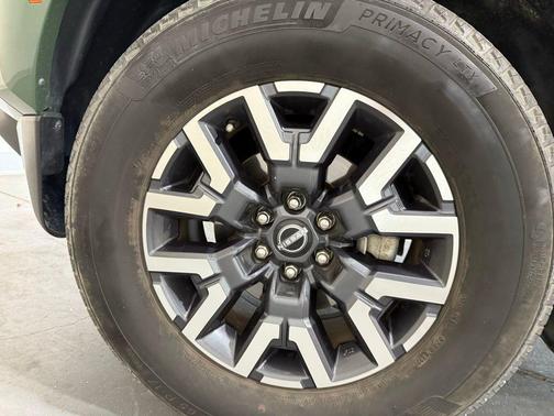 2022 Nissan Frontier SV