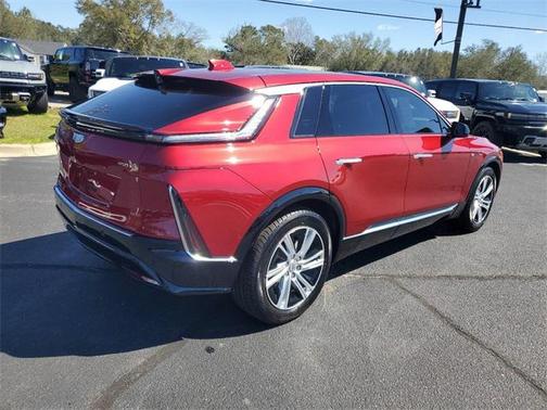 2024 Cadillac LYRIQ Tech w/1SA