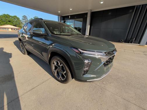 Cypress Gray 2025 Chevrolet Trax LT