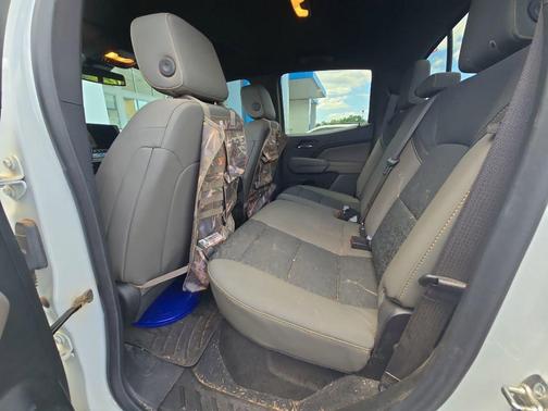 Summit White 2024 Chevrolet Colorado ZR2