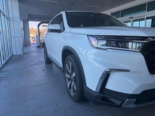 2023 Honda Pilot AWD Elite