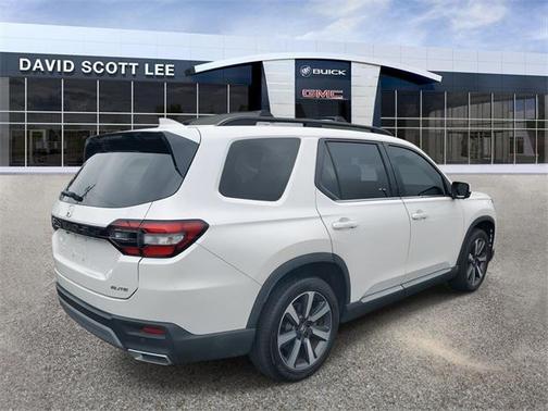 2023 Honda Pilot AWD Elite