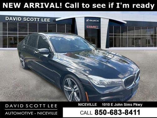 Black 2016 BMW 740 740i