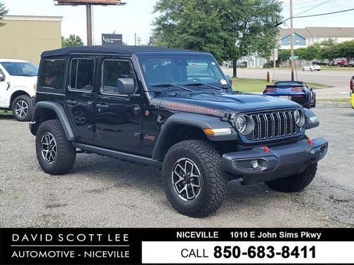 Black Clearcoat 2024 Jeep Wrangler Rubicon