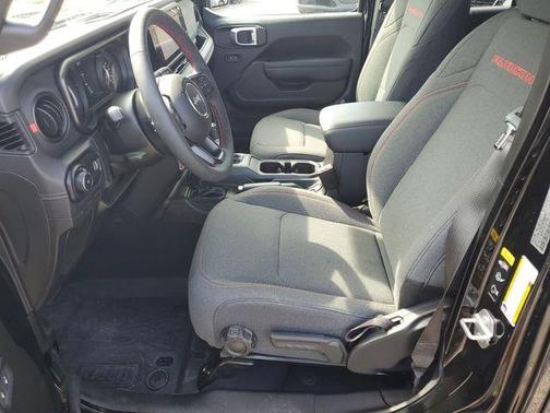 Black Clearcoat 2024 Jeep Wrangler Rubicon