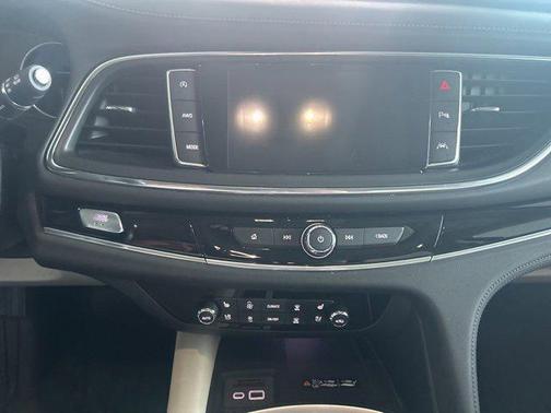 2022 Buick Enclave AWD Avenir