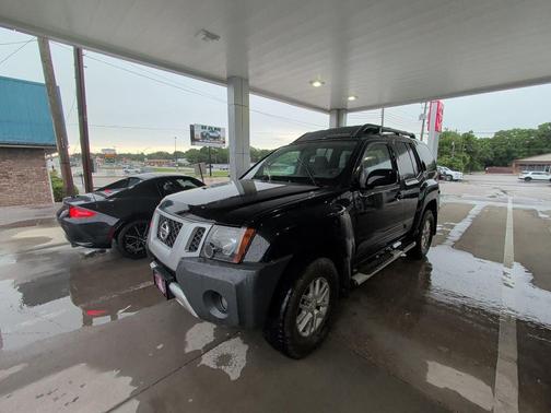 Black 2014 Nissan Xterra S