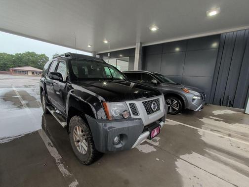 Black 2014 Nissan Xterra S