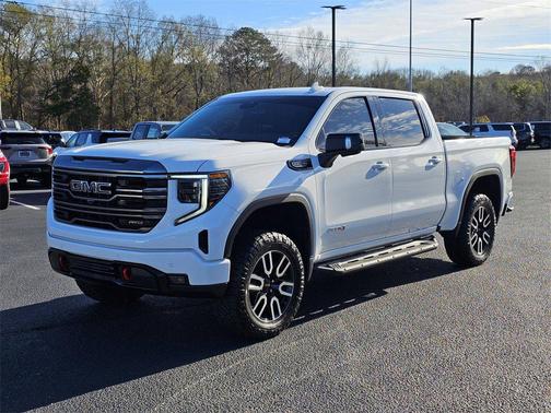 2024 GMC Sierra 1500 AT4